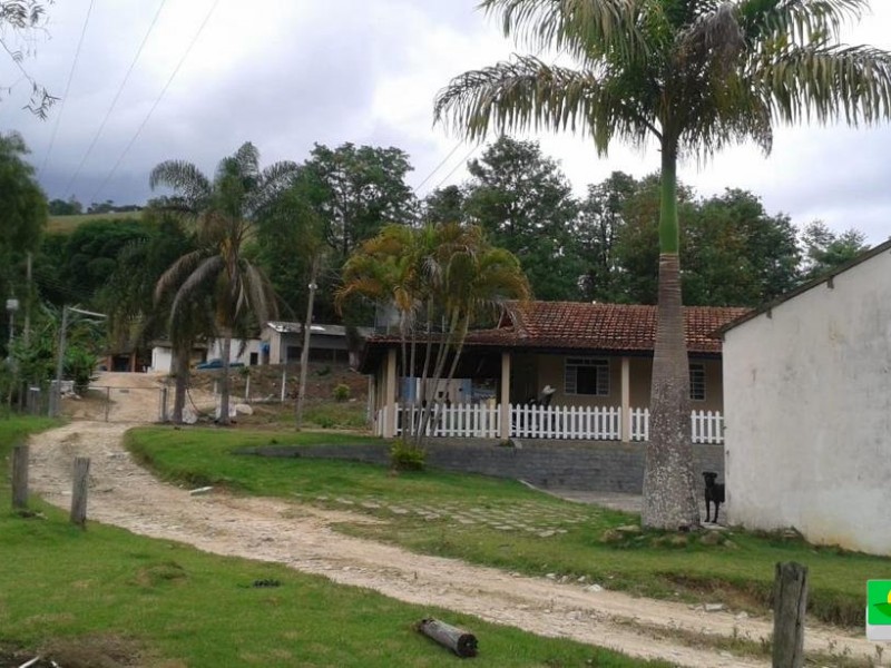 SITIO + GRANJA 
