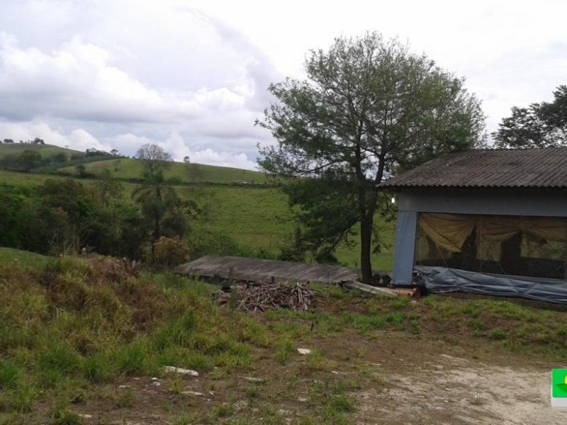 SITIO + GRANJA 
