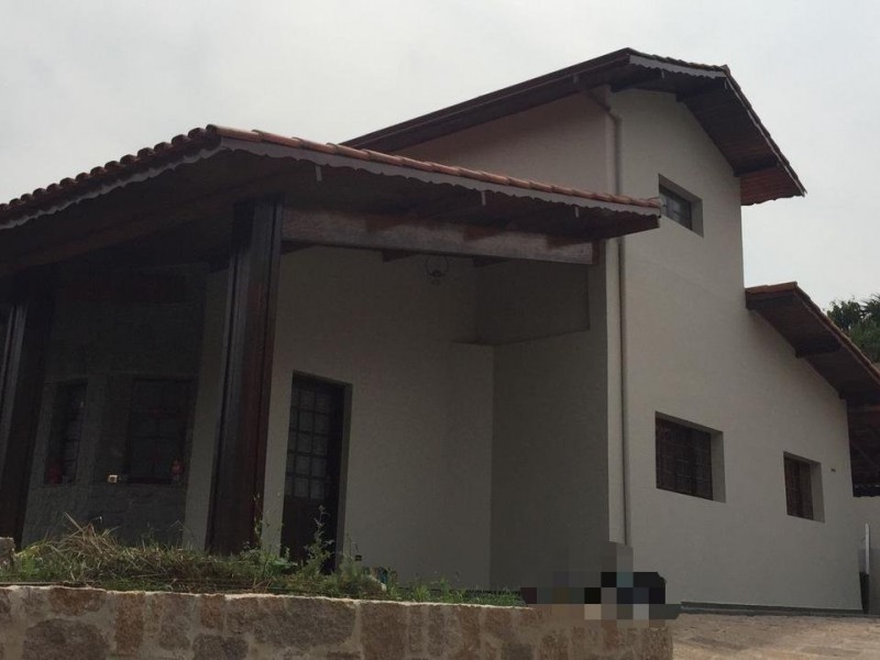 CASA C/ TERRENO 700M²