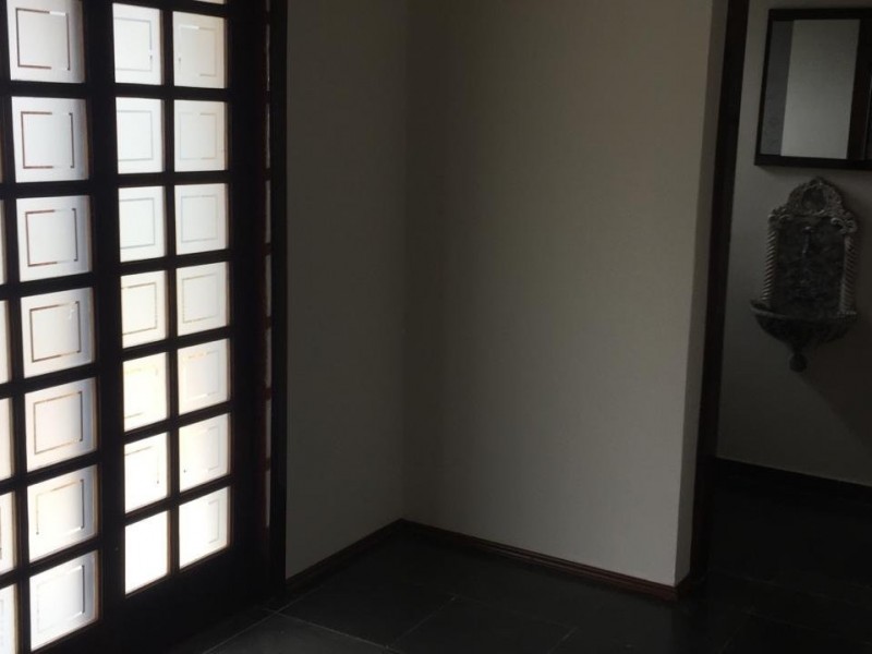 CASA C/ TERRENO 700M²