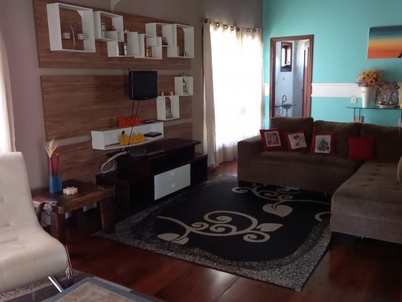 ALUGADO E PAUSADA VENDA