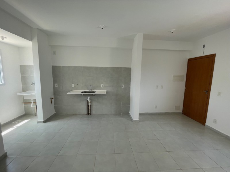 APARTAMENTO DONA DAIA BLOCO E 2 ANDAR