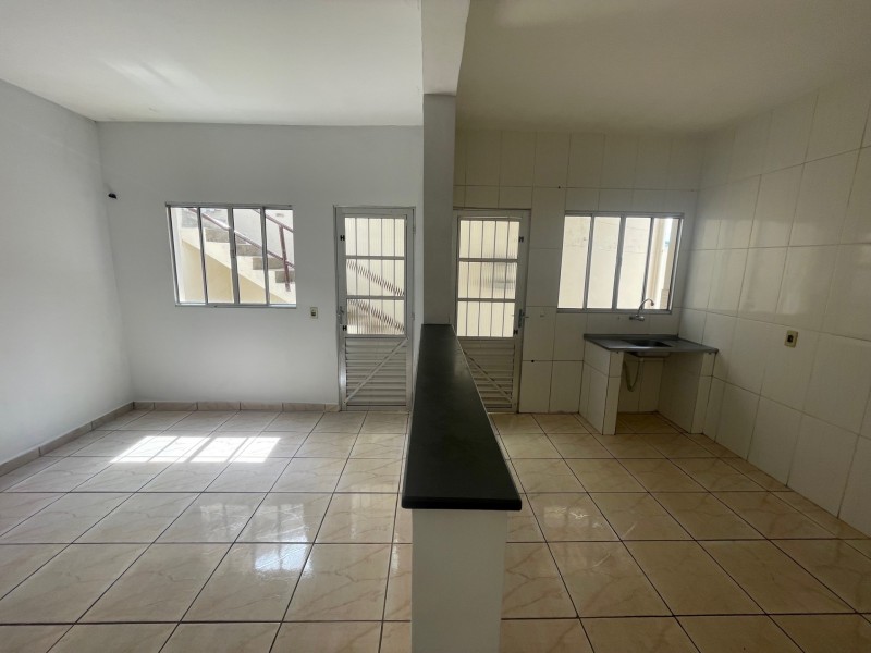 CASA LOCAÇÃO 2 QUARTOS