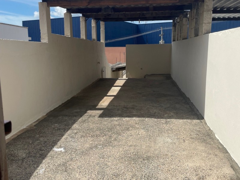 CASA LOCAÇÃO 2 QUARTOS