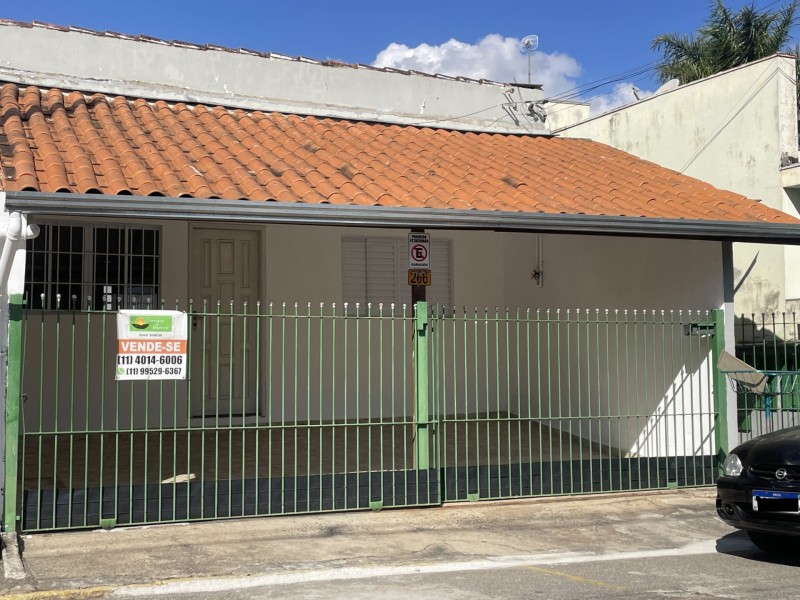 CASA COM ÓTIMA RENDA